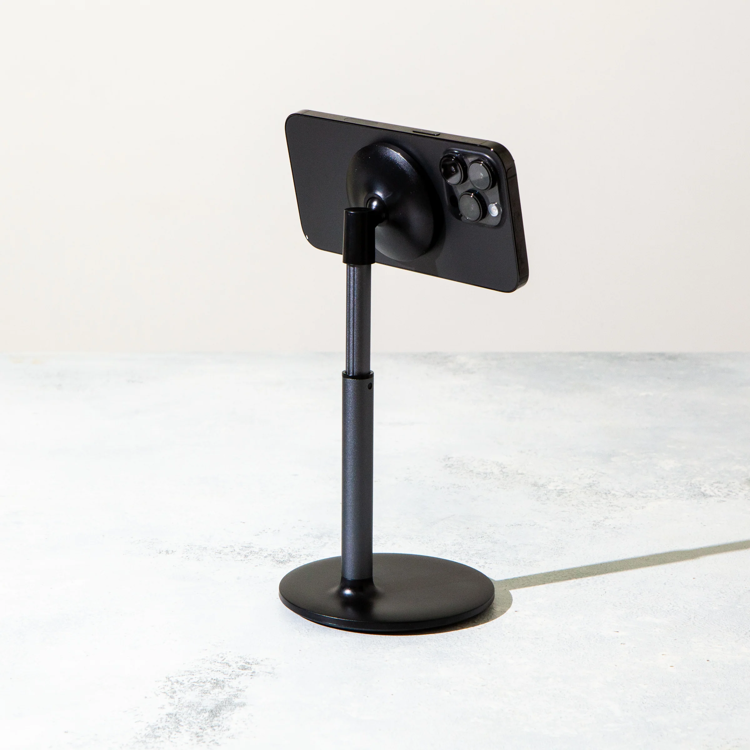 Magnetic Desktop Phone Stand - Image 4